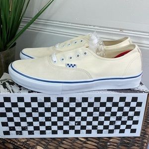Men Vans off white/cream Size 13